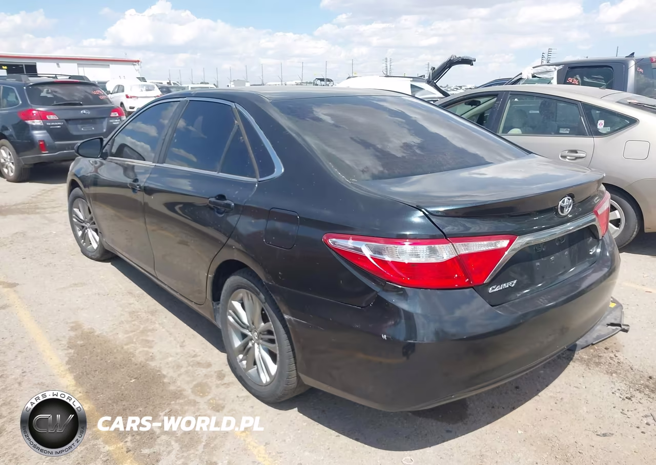 2015 Toyota Camry Se VIN:4T1BF1FK4FU033098 - 3