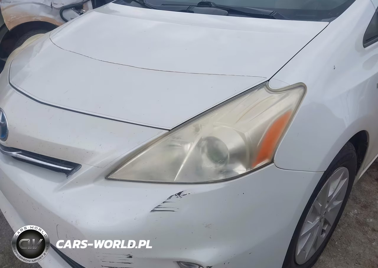 2013 Toyota Prius V Three VIN:JTDZN3EU0D3286653 - 6