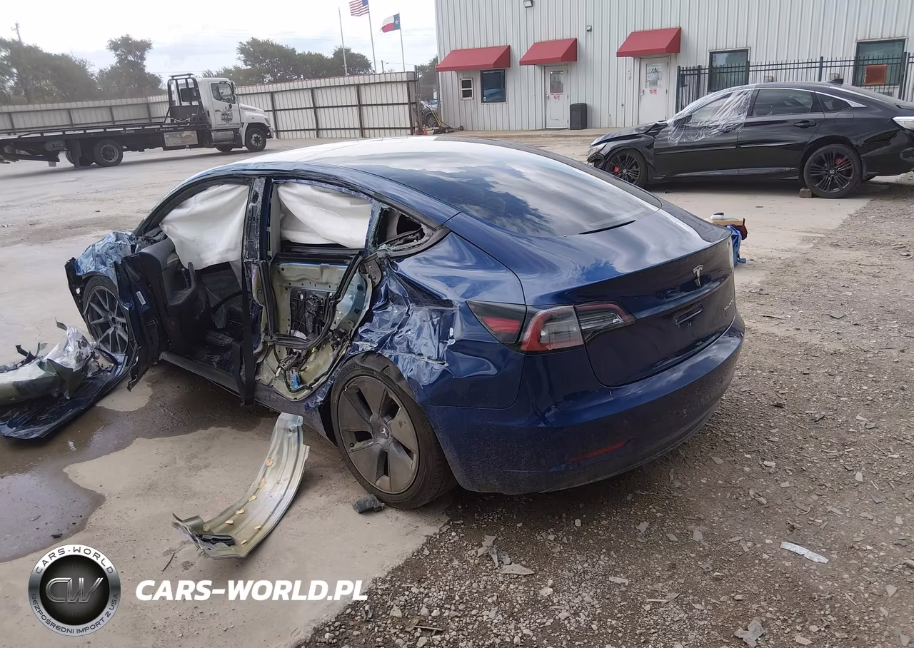 2022 Tesla Model 3 Long Range Dual Motor All-Wheel Drive VIN:5YJ3E1EB0NF234355 - 3