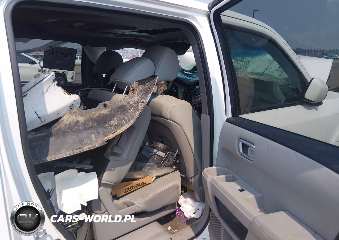 2015 Honda Pilot Se VIN:5FNYF4H32FB061674 - 8