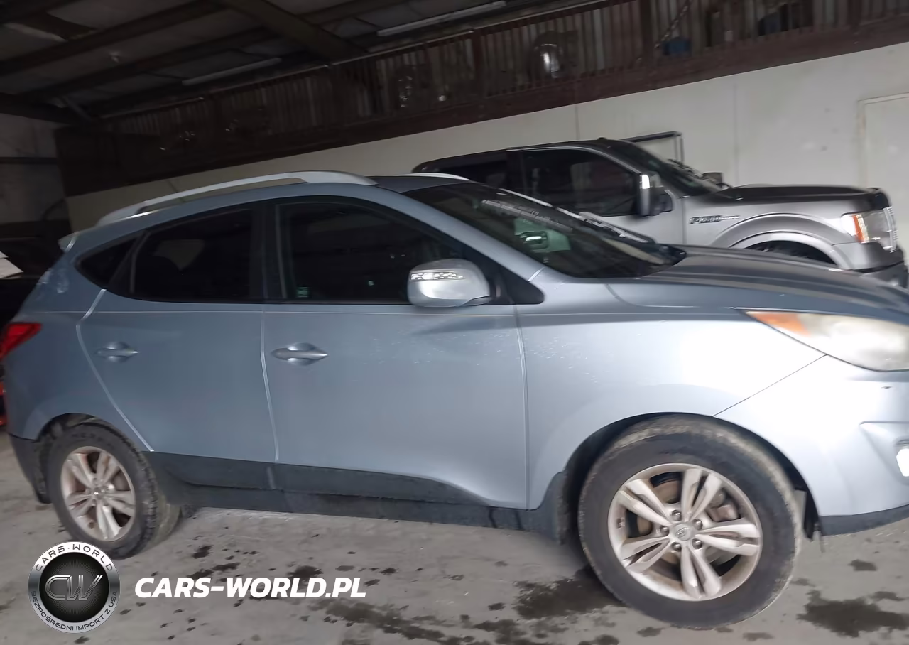 2013 Hyundai Tucson Gls VIN:KM8JU3AC9DU564064 - 13