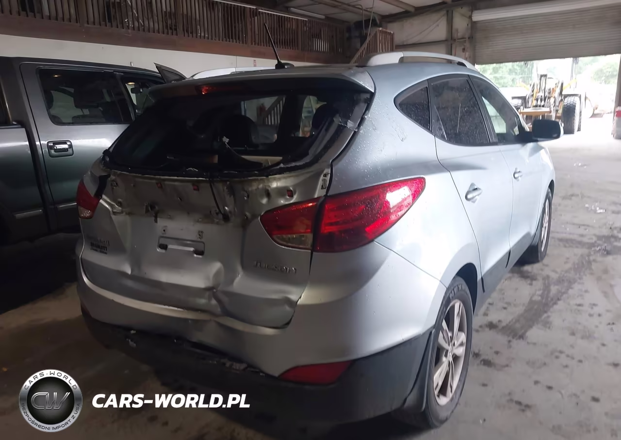 2013 Hyundai Tucson Gls VIN:KM8JU3AC9DU564064 - 4