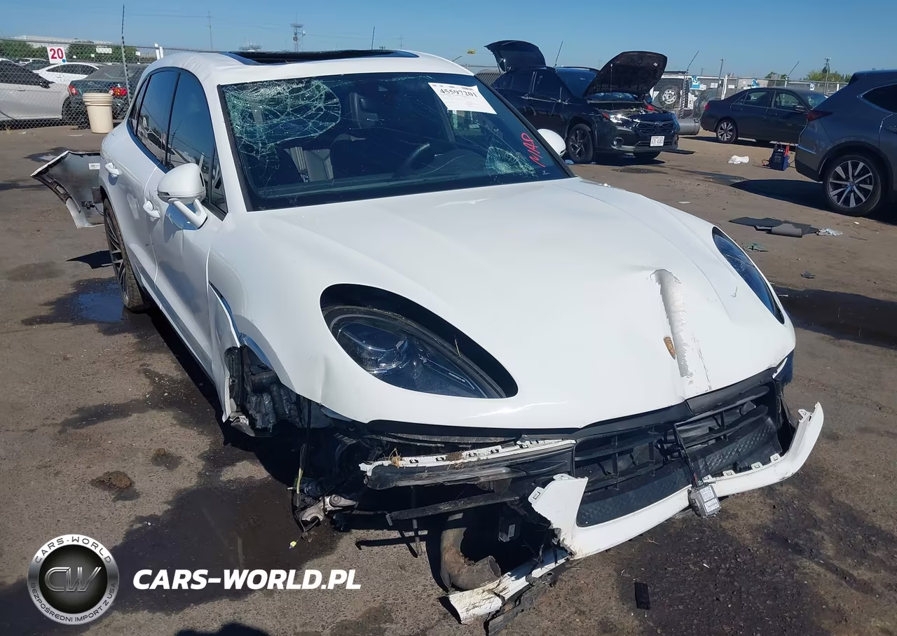 2022 Porsche Macan