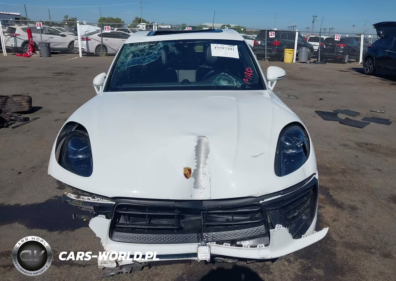 2022 Porsche Macan VIN:WP1AA2A52NLB07921 - 11