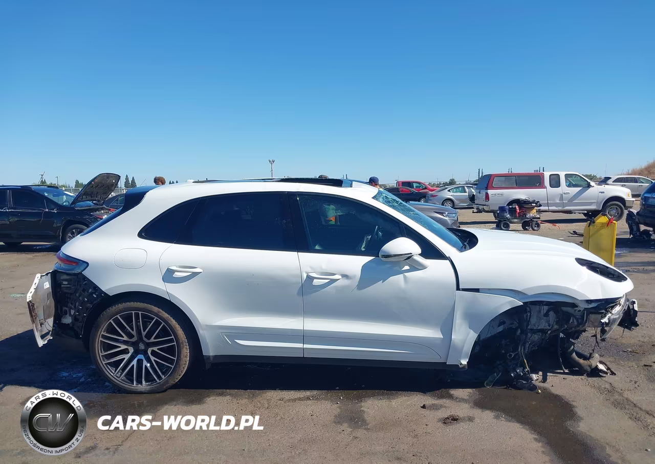 2022 Porsche Macan VIN:WP1AA2A52NLB07921 - 12
