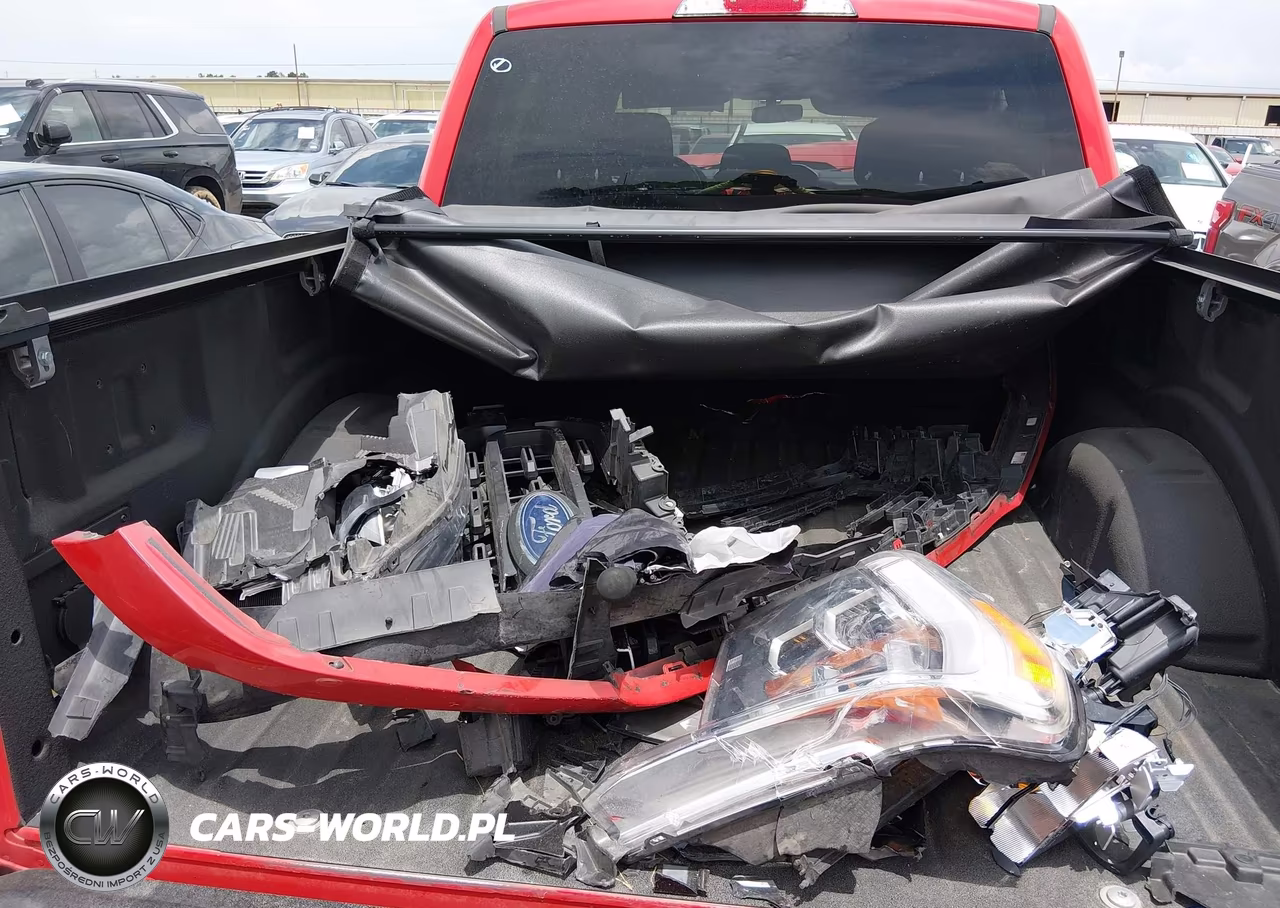 2023 Ford F-150 Xlt VIN:1FTFW1E85PKG18801 - 12
