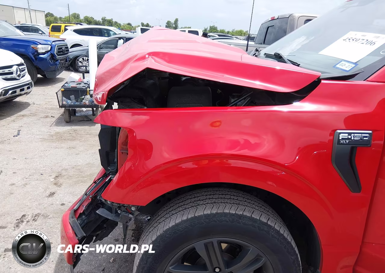2023 Ford F-150 Xlt VIN:1FTFW1E85PKG18801 - 6