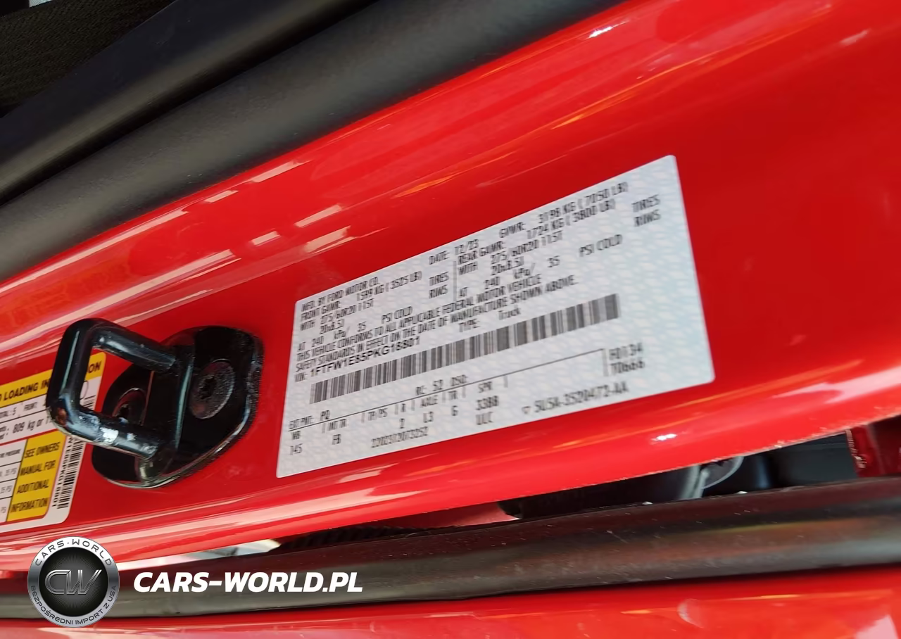 2023 Ford F-150 Xlt VIN:1FTFW1E85PKG18801 - 9