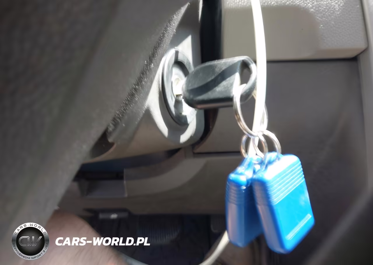 2010 Ford Focus Se VIN:1FAHP3FN4AW253197 - 11