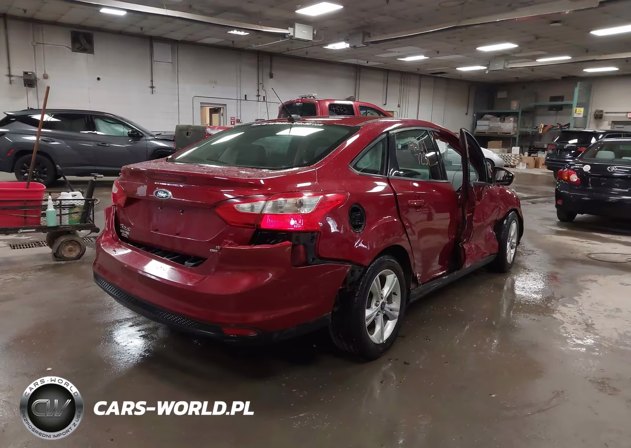2013 Ford Focus Se VIN:1FADP3F26DL224455 - 4