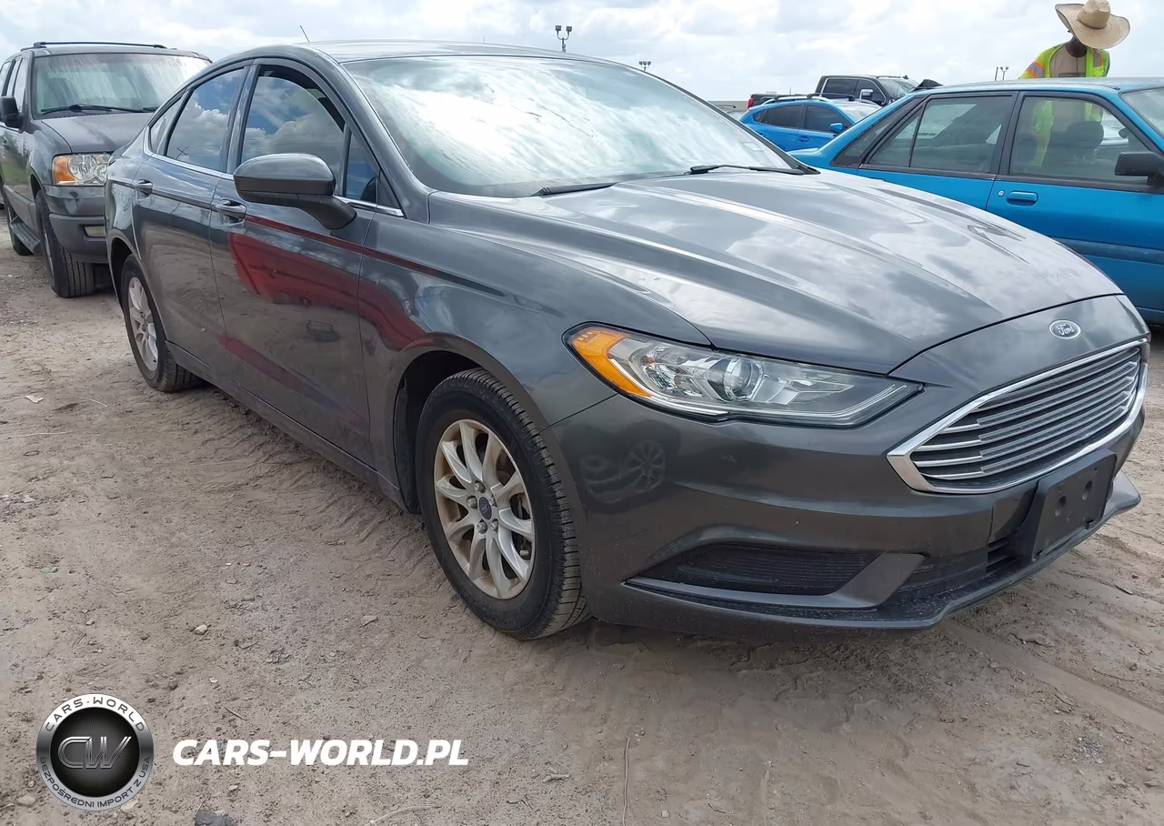2017 Ford Fusion S – zdjęcie 1 z 17