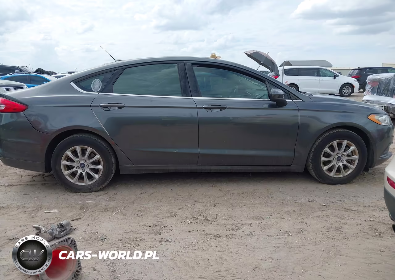 2017 Ford Fusion S VIN:3FA6P0G75HR349679 - 13