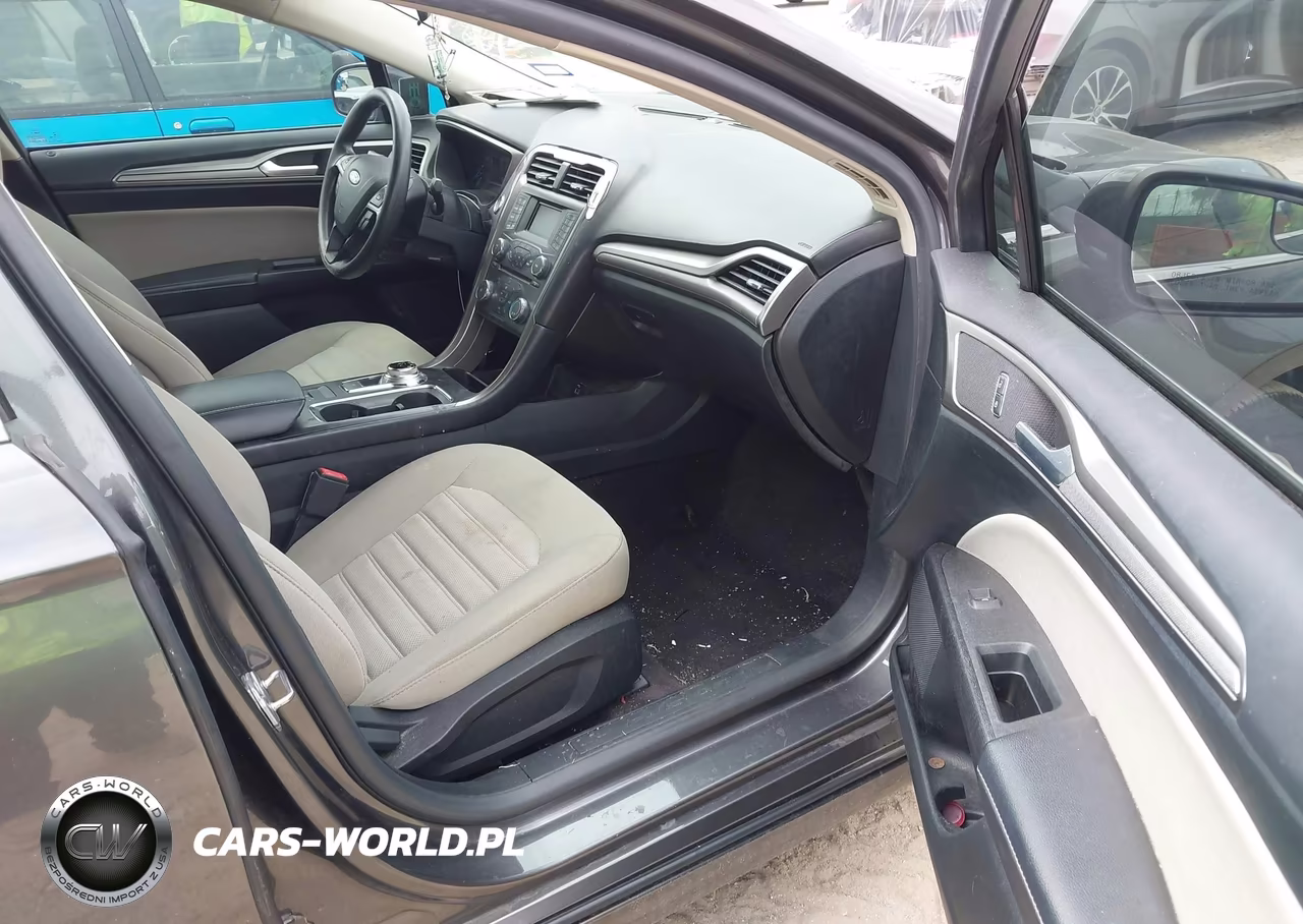 2017 Ford Fusion S VIN:3FA6P0G75HR349679 - 5