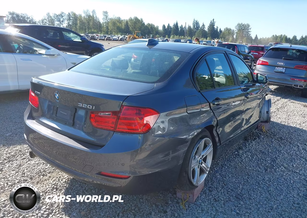 2015 BMW 320I xDrive VIN:WBA3C3G50FNS76145 - 4