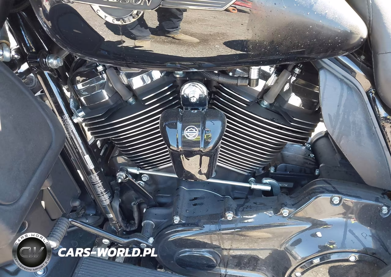 2025 Harley-Davidson Flhtcutg VIN:1HD1MAF17SB855248 - 9