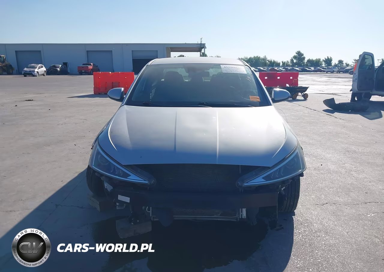 2019 Hyundai Elantra Sel VIN:5NPD84LFXKH425359 - 12