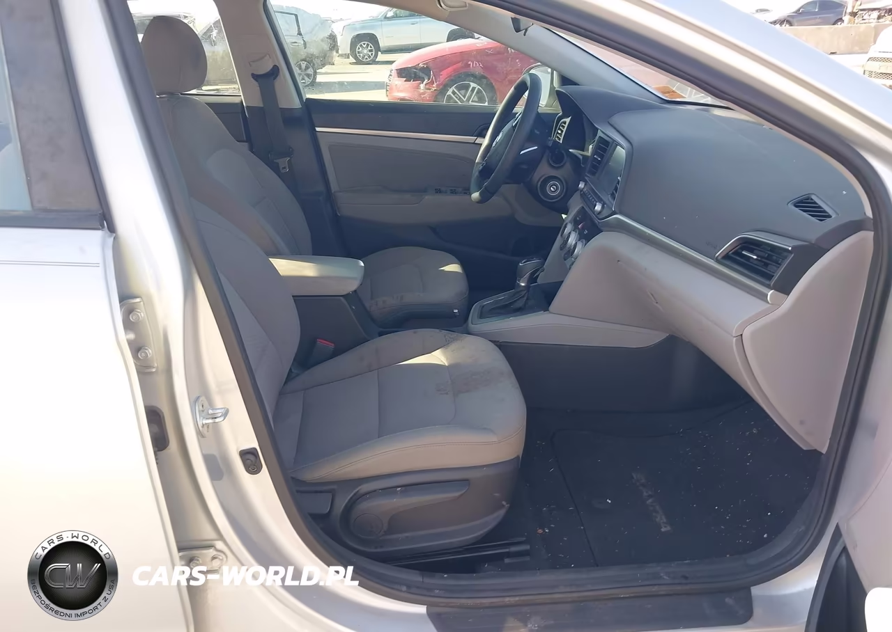 2019 Hyundai Elantra Sel VIN:5NPD84LFXKH425359 - 5
