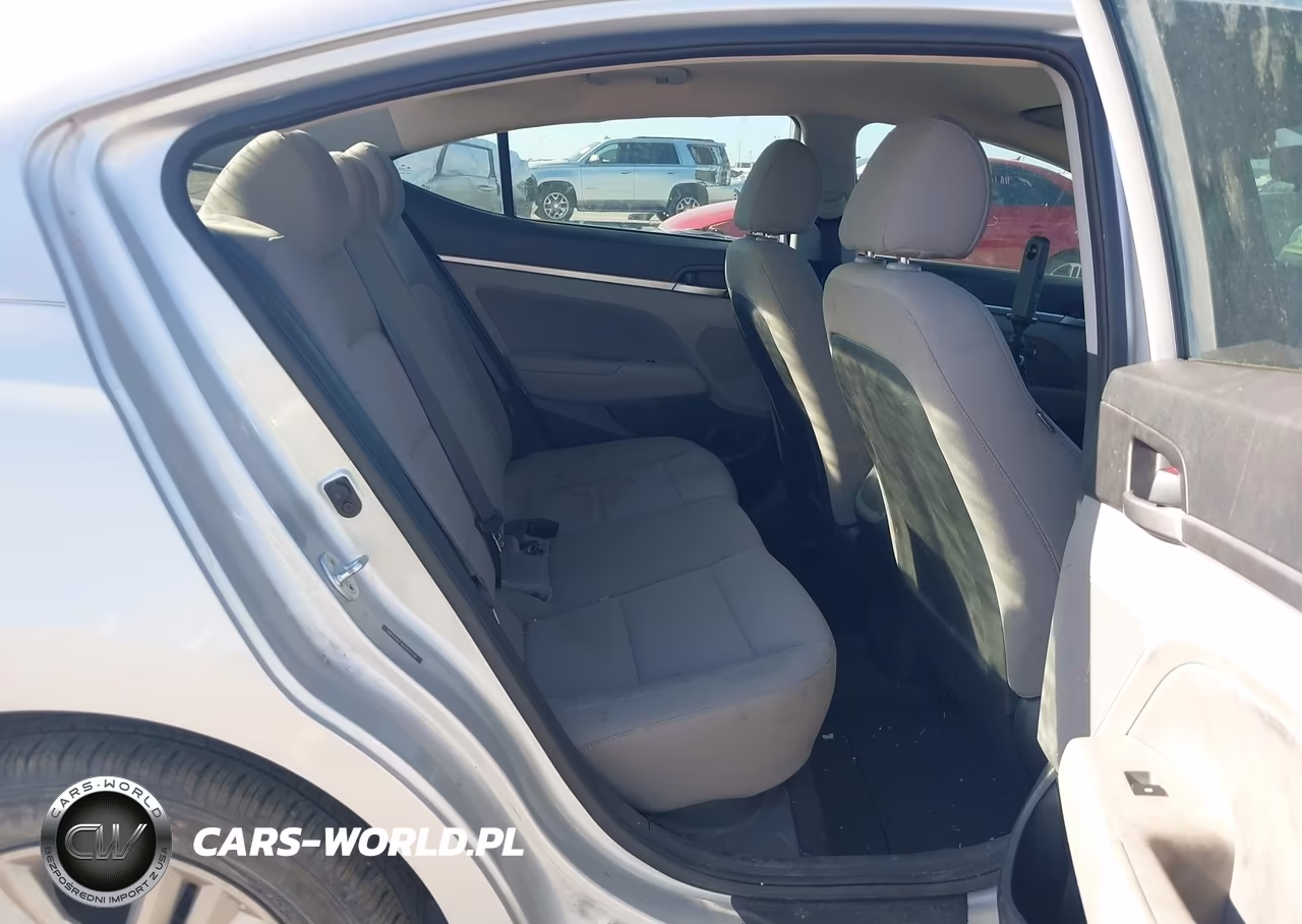2019 Hyundai Elantra Sel VIN:5NPD84LFXKH425359 - 8