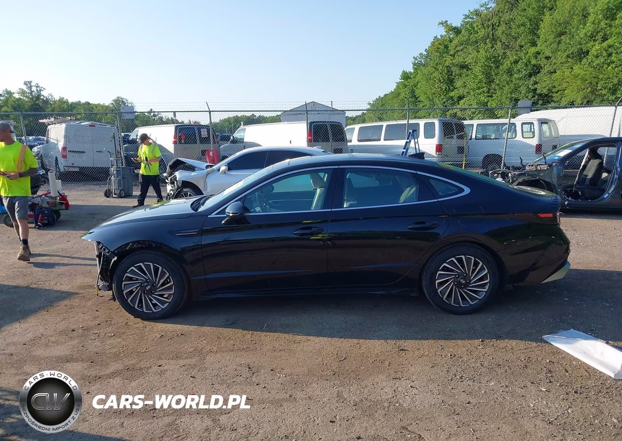 2026 Hyundai Sonata Hybrid Limited VIN:KMHL54JJ6TA139167 - 14