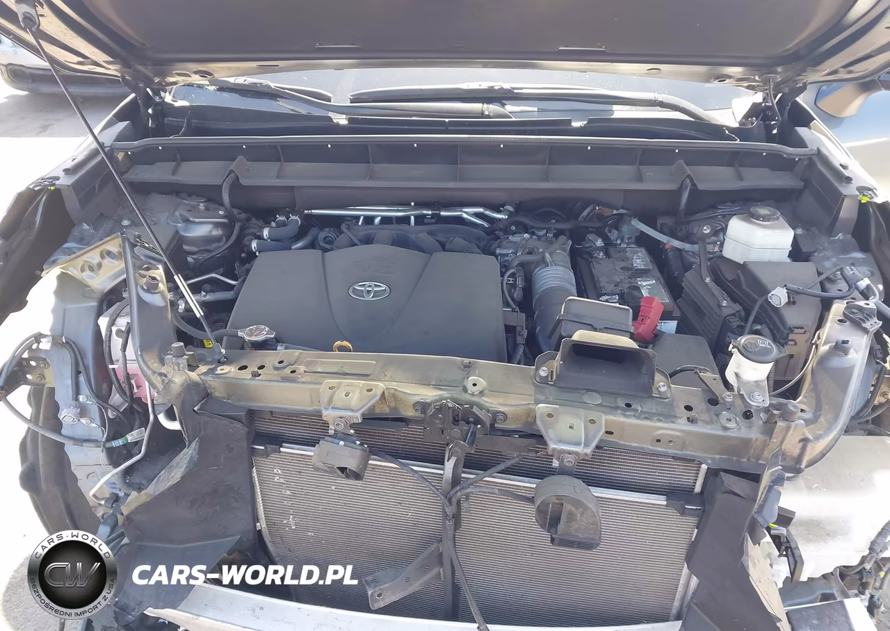 2022 Toyota Highlander Xle VIN:5TDHZRAH5NS136484 - 10