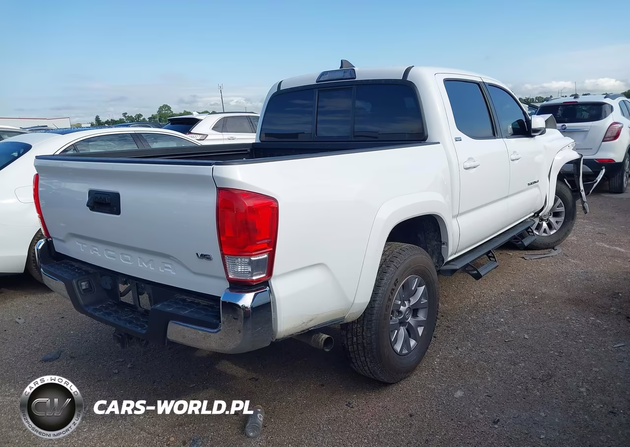 2017 Toyota Tacoma Sr5 V6 VIN:5TFAZ5CN8HX044751 - 4
