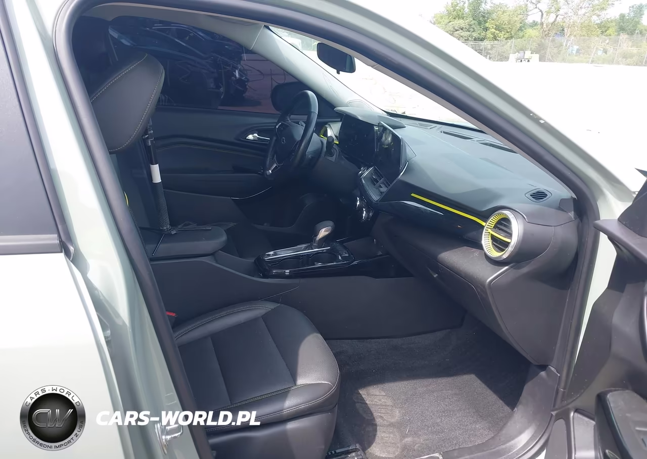 2025 Chevrolet Trax Fwd Activ VIN:KL77LKEP4SC003120 - 5