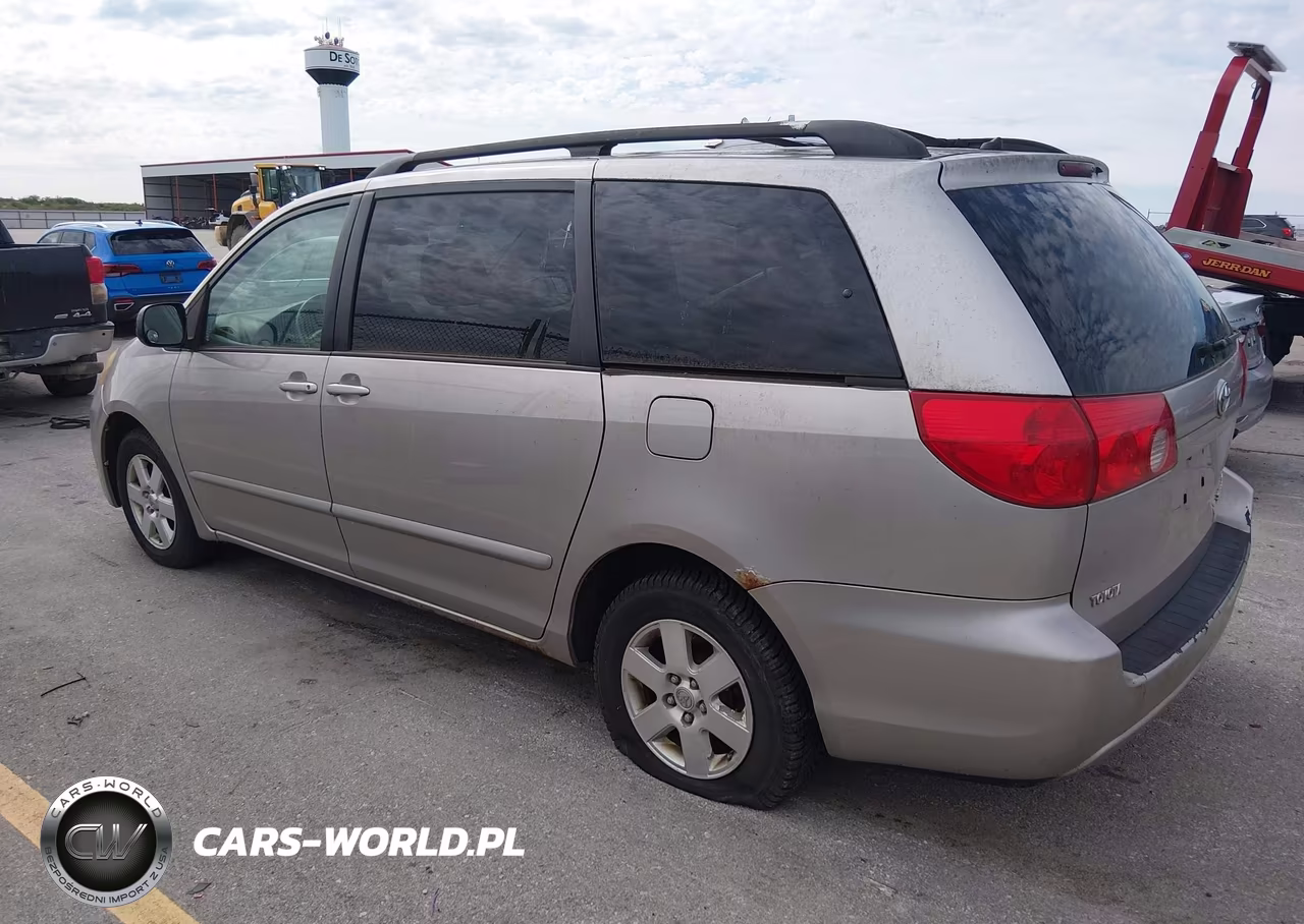2009 Toyota Sienna Le VIN:5TDZK23C19S242437 - 3