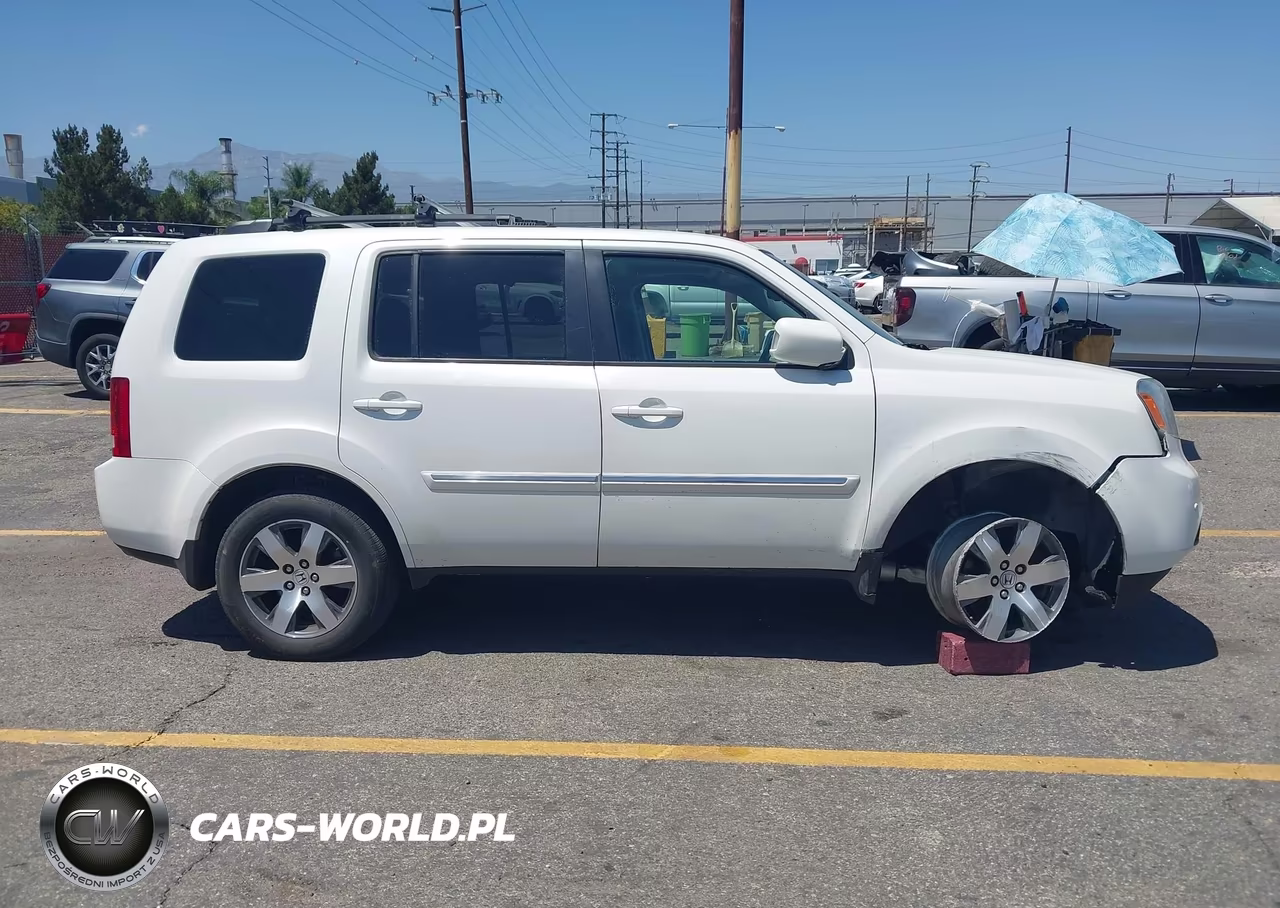 2013 Honda Pilot Touring VIN:5FNYF4H98DB056903 - 13