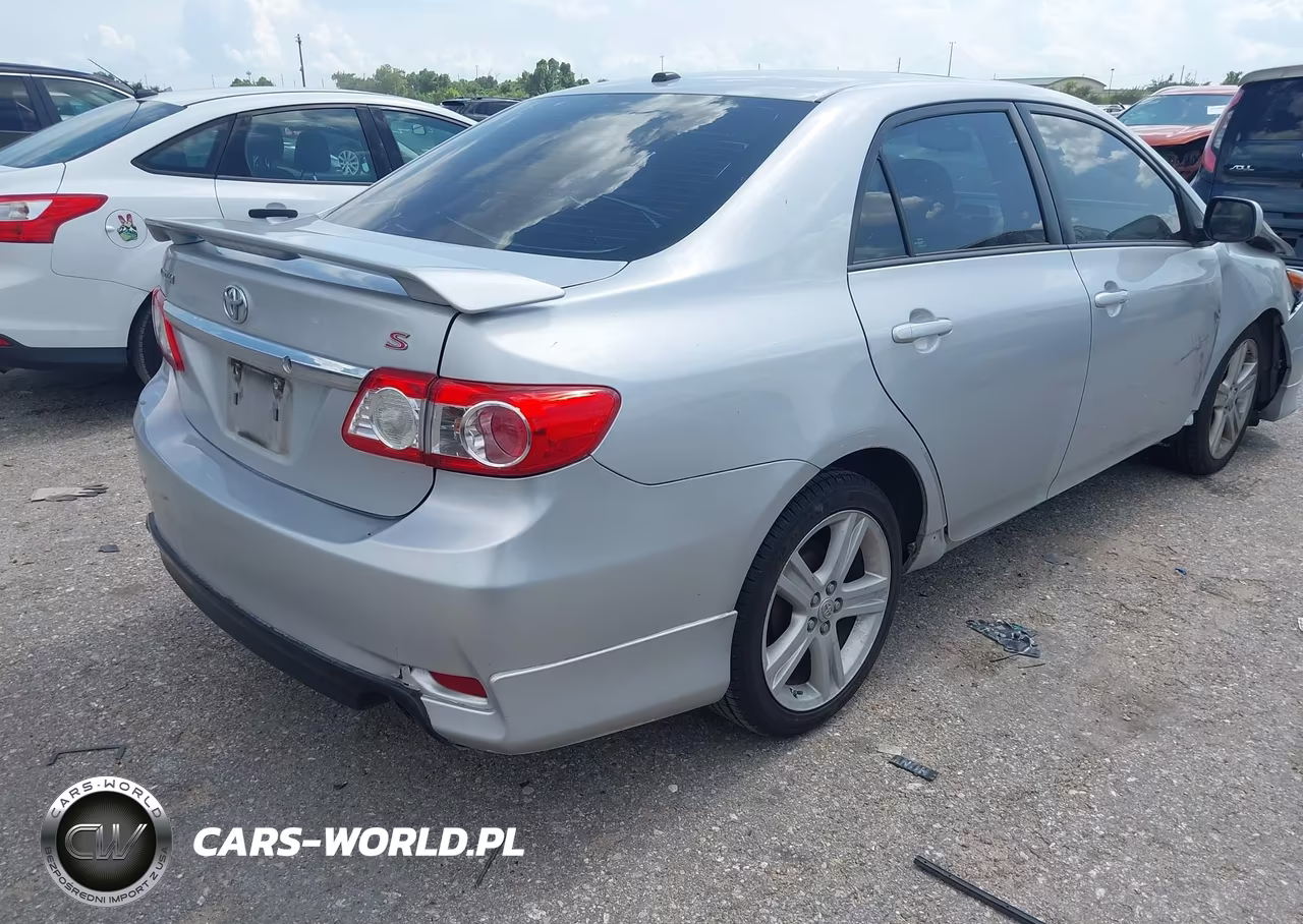2013 Toyota Corolla S VIN:5YFBU4EE8DP086369 - 4