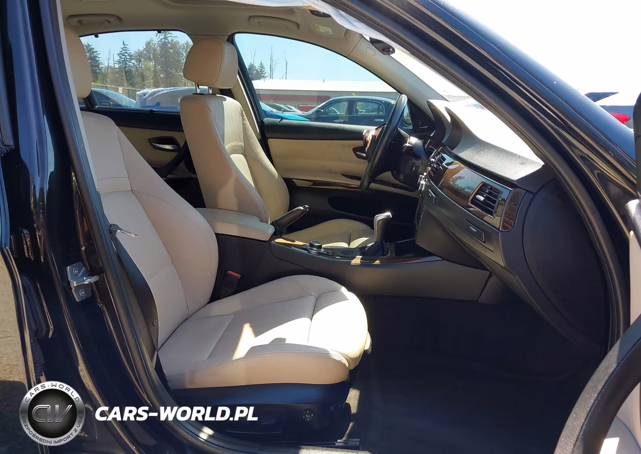 2011 BMW 328I VIN:WBAPH5G55BNL80784 - 17