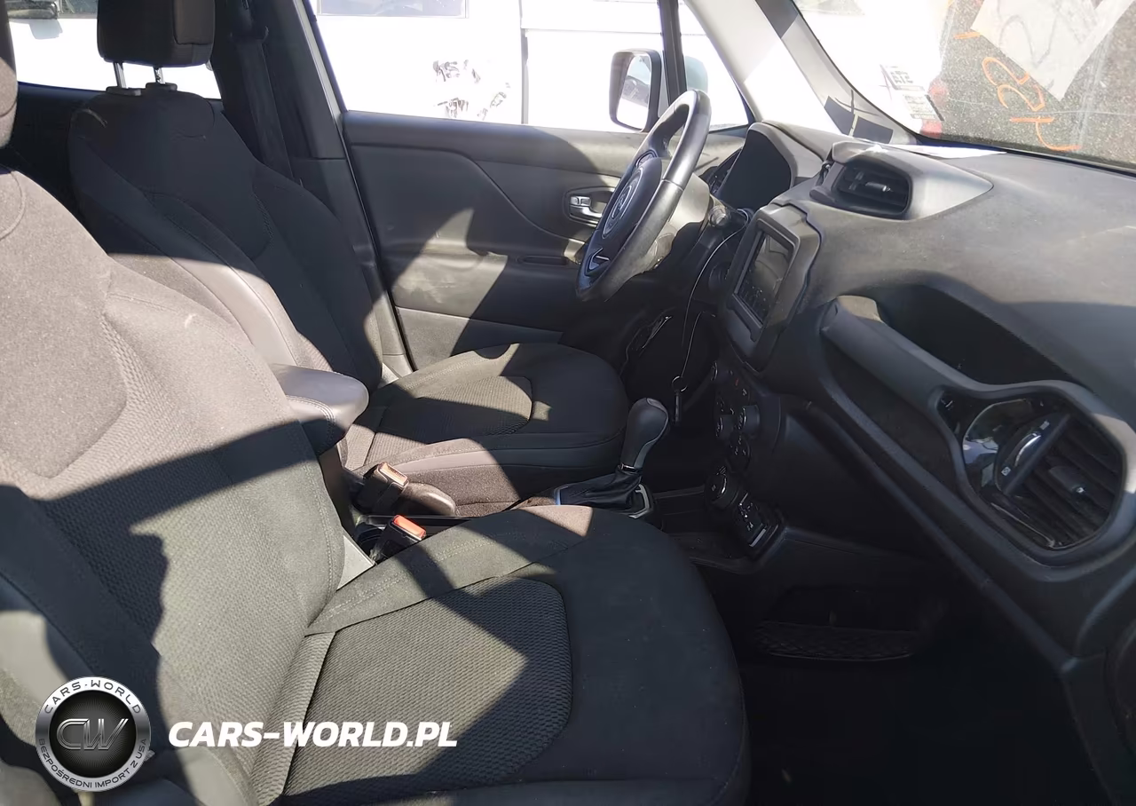 2020 Jeep Renegade Altitude 4X4 VIN:ZACNJBBB9LPK98959 - 5