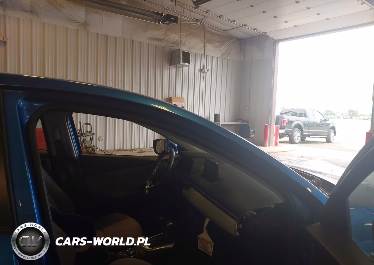 2019 Toyota Yaris Le VIN:3MYDLBYVXKY517840 - 5