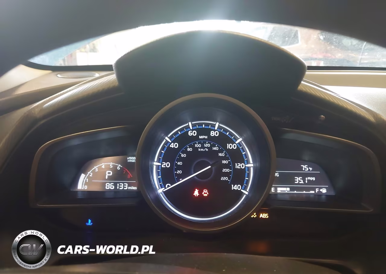 2019 Toyota Yaris Le VIN:3MYDLBYVXKY517840 - 7