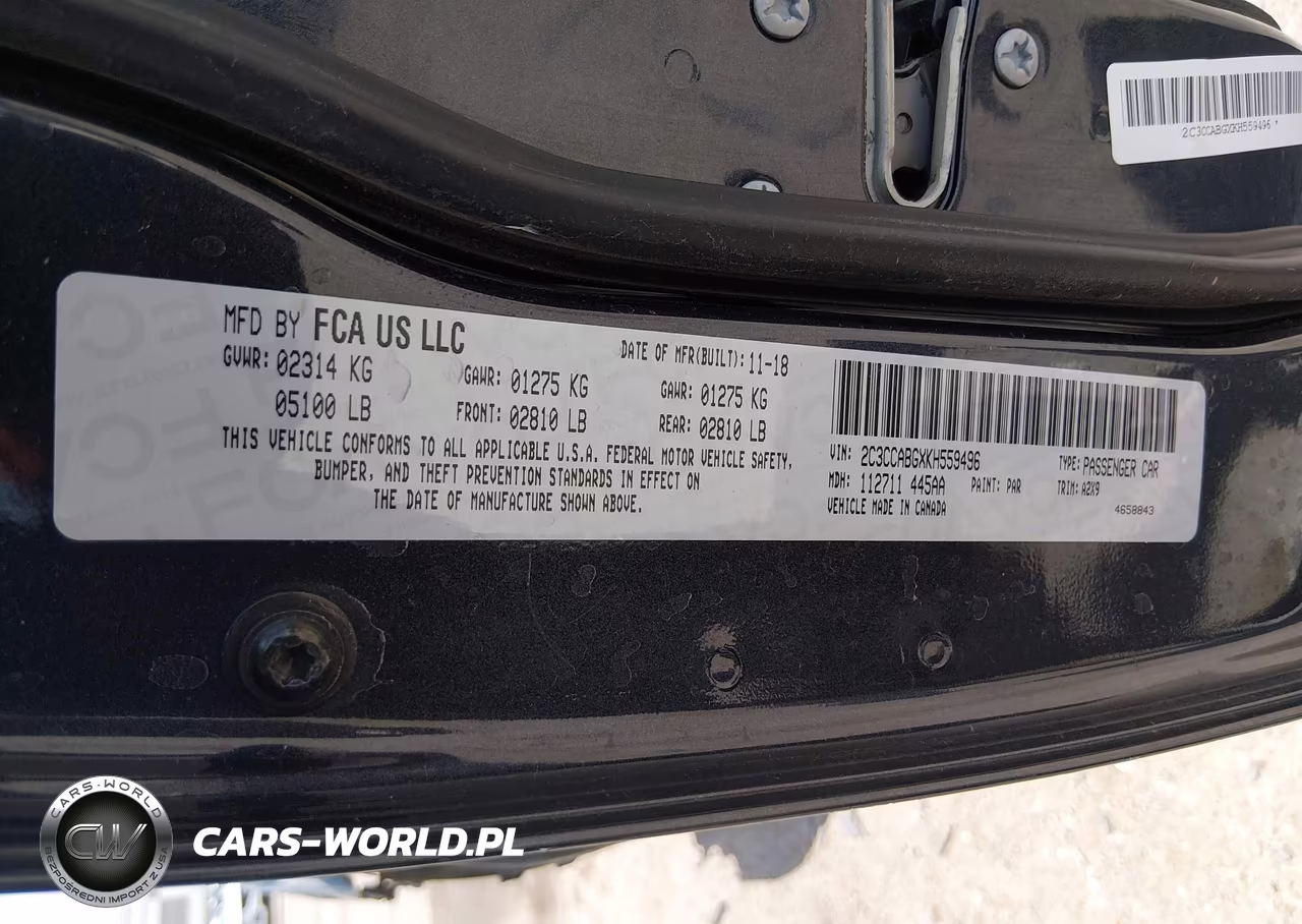 2019 Chrysler 300 300S VIN:2C3CCABGXKH559496 - 9