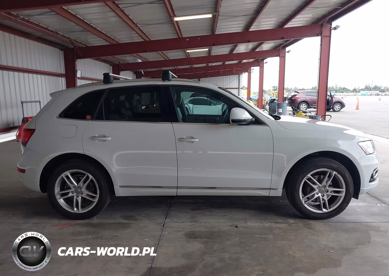 2016 Audi Q5 2.0T Premium VIN:WA1L2AFP7GA025834 - 13