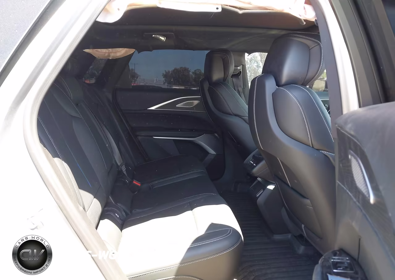 2025 Cadillac Lyriq Sport 2 Rwd VIN:1GYKPWRK2SZ319274 - 8