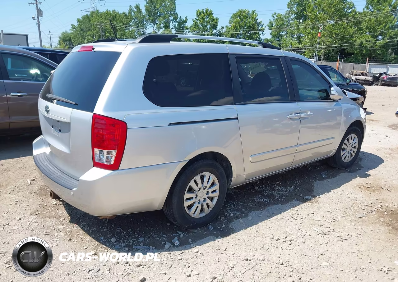 2012 Kia Sedona Lx VIN:KNDMG4C72C6491704 - 4