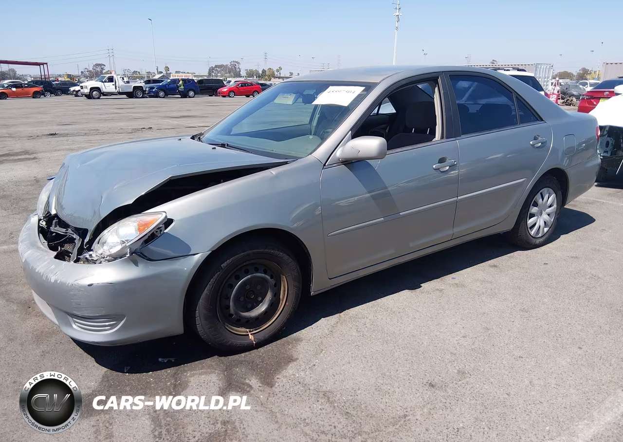2006 Toyota Camry Le VIN:4T1BE32K16U715117 - 2