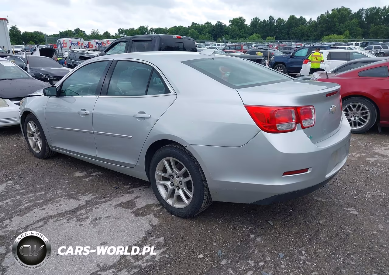 2015 Chevrolet Malibu 1Lt VIN:1G11C5SL5FF326164 - 3