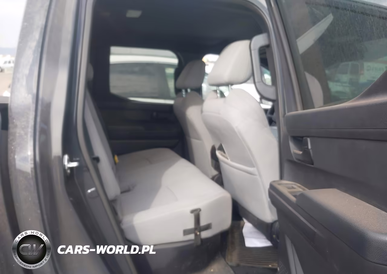 2025 Toyota Tacoma Sr5 VIN:3TMLB5JN8SM092795 - 8