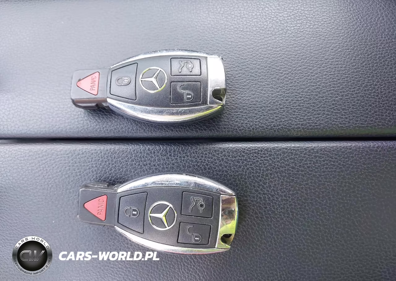 2010 Mercedes-Benz E 350 4Matic VIN:WDDHF8HB4AA246427 - 11