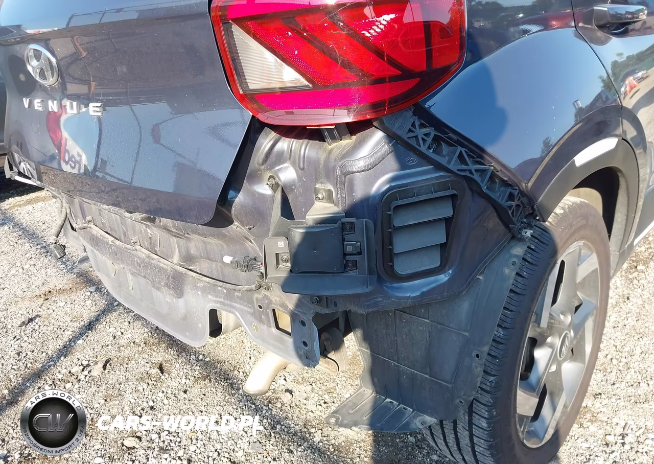 2022 Hyundai Venue Limited VIN:KMHRC8A39NU153672 - 19
