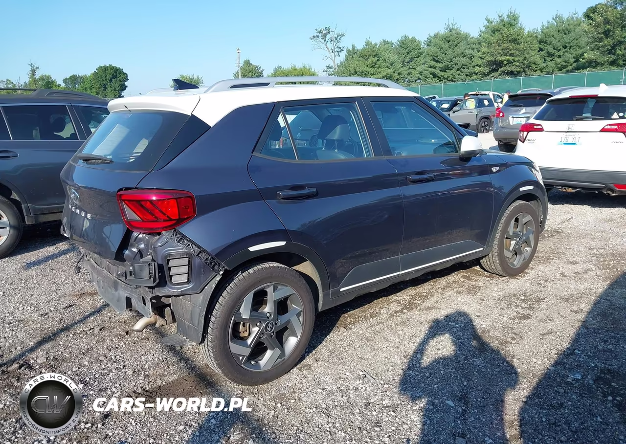 2022 Hyundai Venue Limited VIN:KMHRC8A39NU153672 - 4