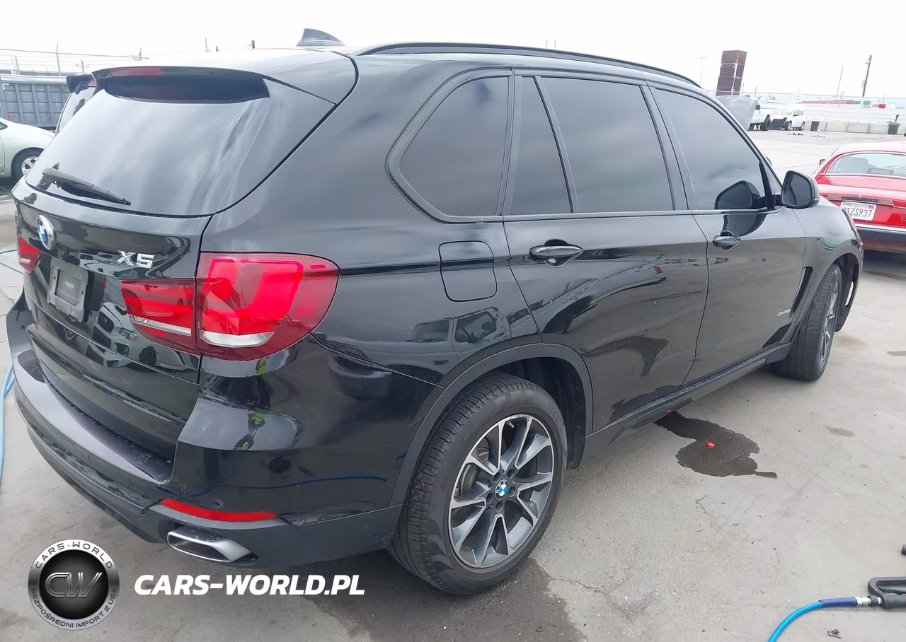 2018 BMW X5 xDrive35I VIN:5UXKR0C56JL074656 - 4