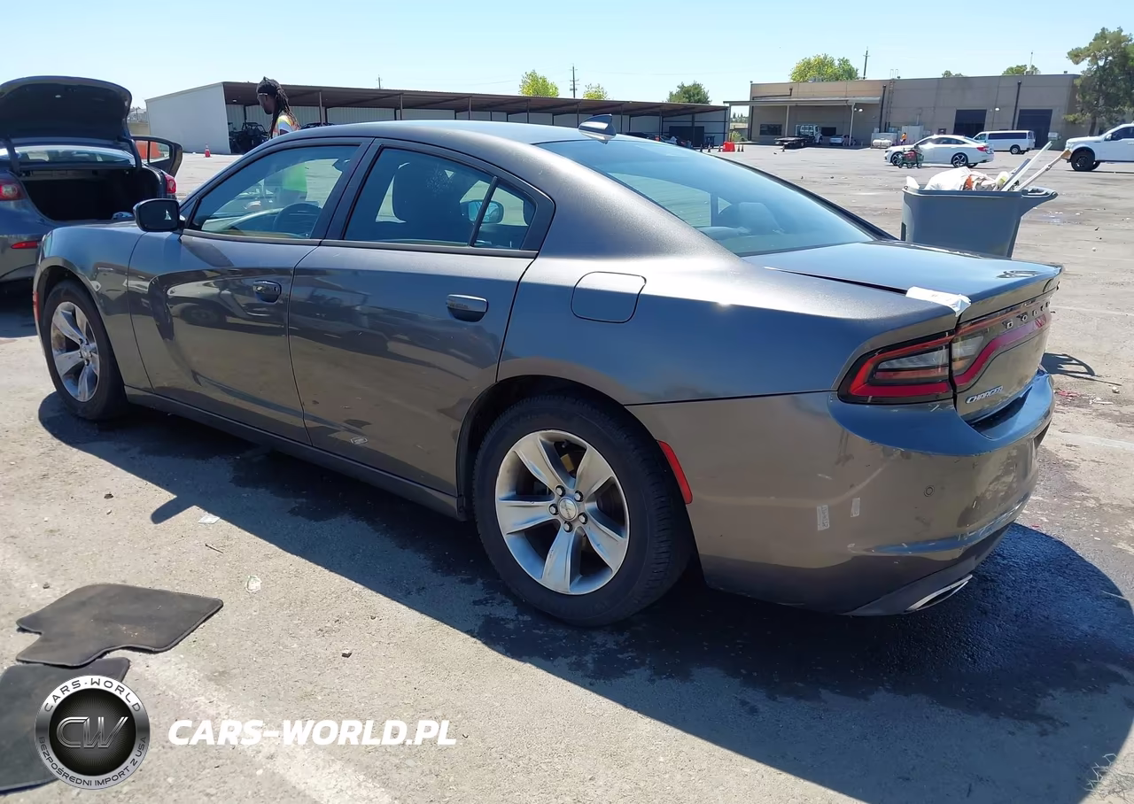 2018 Dodge Charger Sxt Plus Rwd VIN:2C3CDXHG6JH133911 - 3