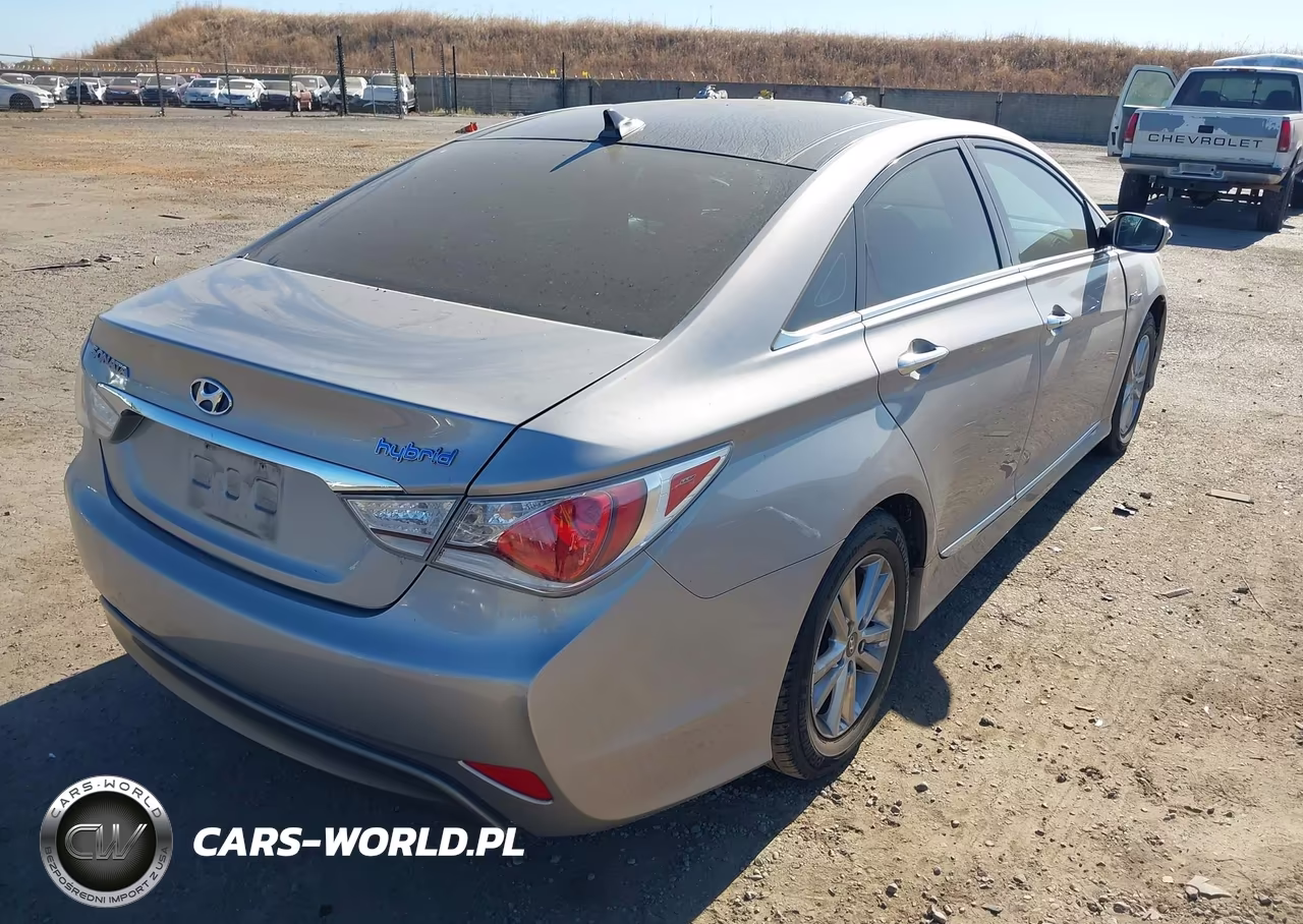 2011 Hyundai Sonata Hybrid VIN:KMHEC4A41BA003827 - 4