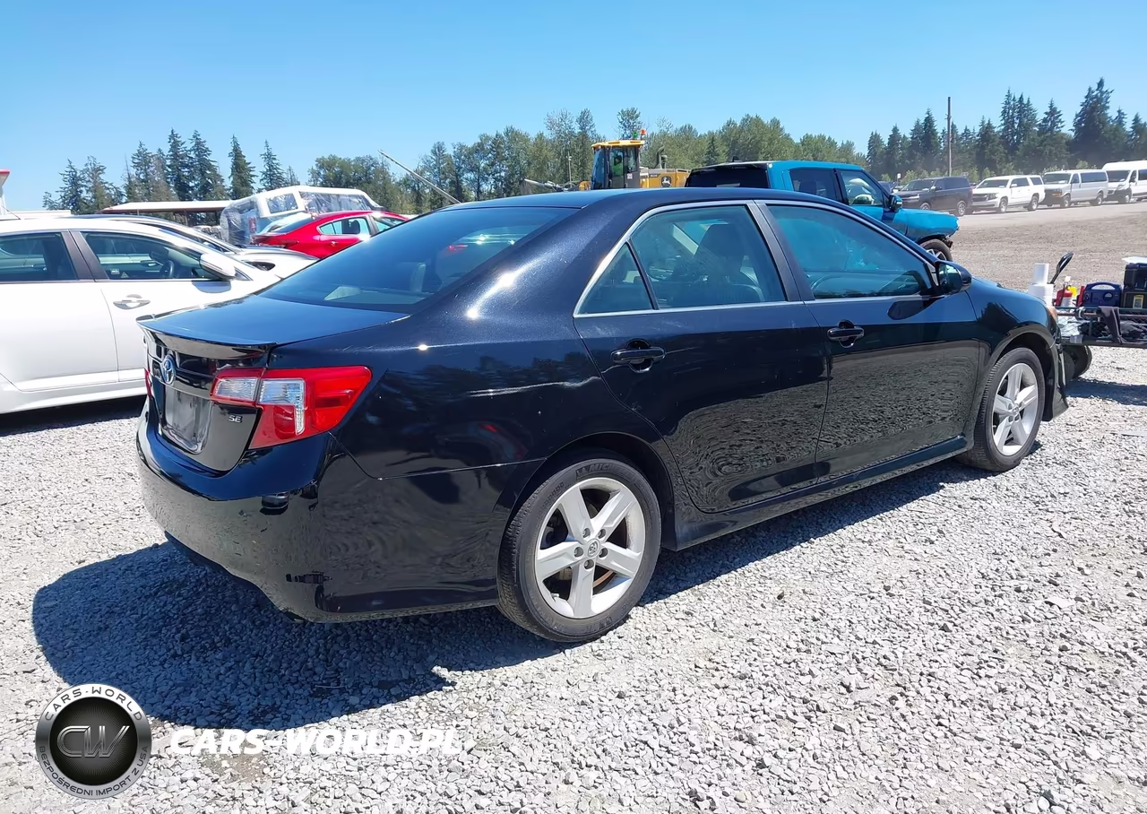 2013 Toyota Camry Se VIN:4T1BF1FK6DU711430 - 4