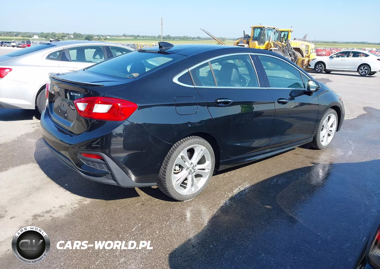 2016 Chevrolet Cruze Premier Auto VIN:1G1BG5SM1G7276134 - 4