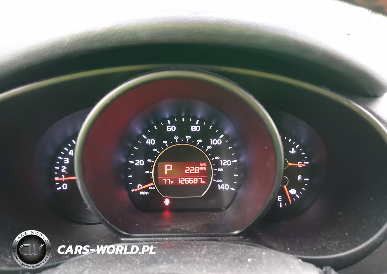 2015 Kia Soul + VIN:KNDJP3A51F7163039 - 7