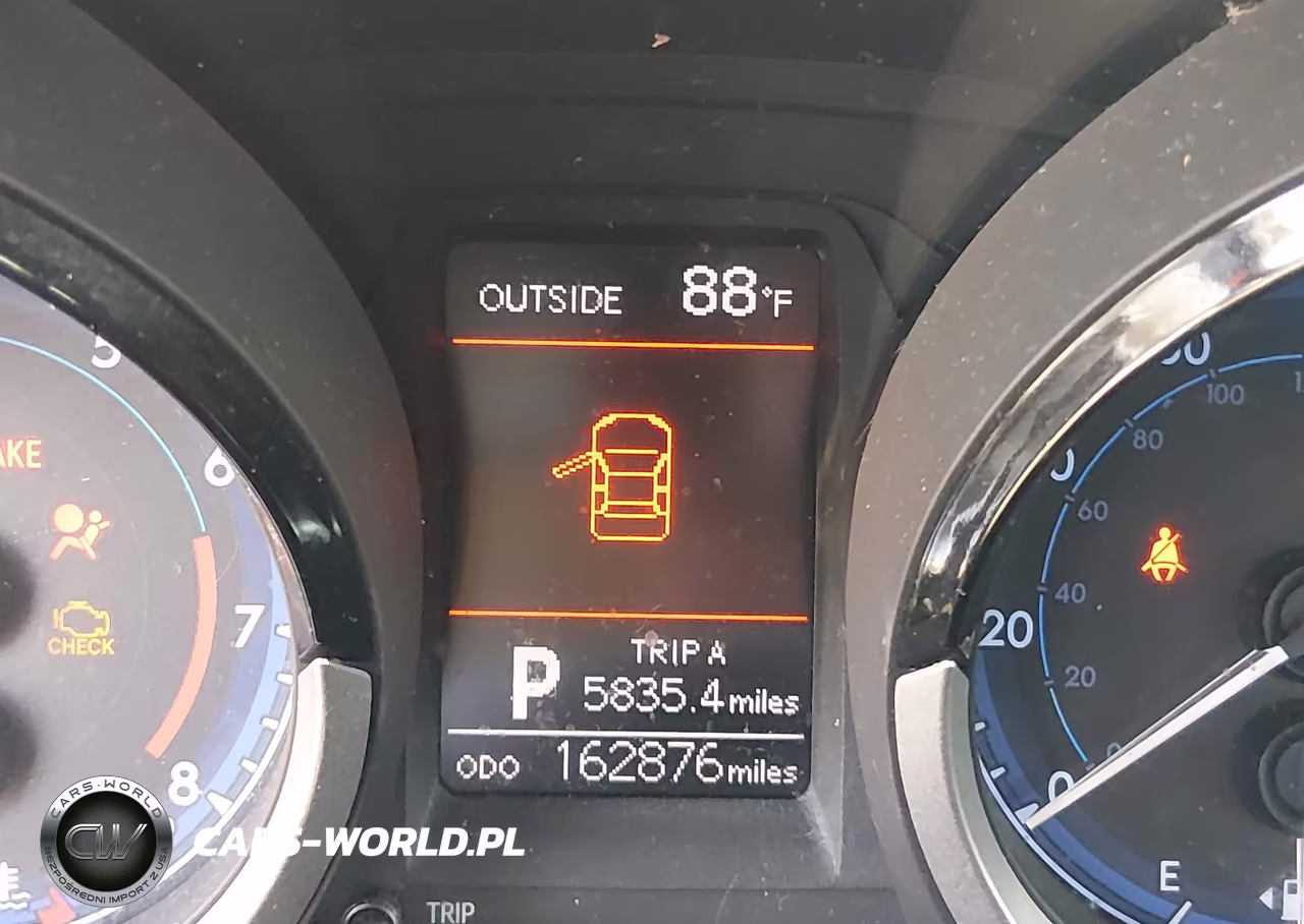 2015 Toyota Corolla S Plus VIN:5YFBURHE7FP363587 - 15